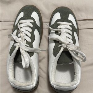 SHEIN Green and White Sneakers